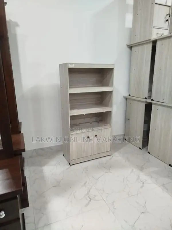 American Ash Book Rack ( S )