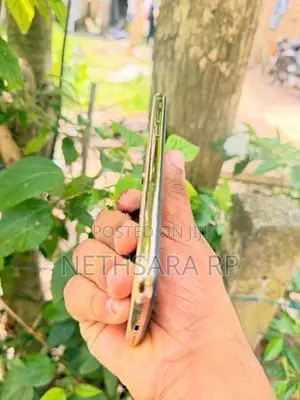 Apple iPhone XS Gold (Used)