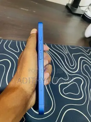 Apple iPhone 16 (Used)