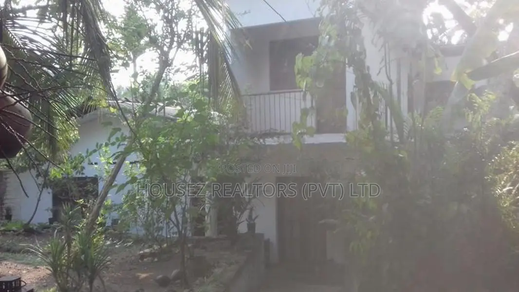 Prime Residential Land with House for Sale – Pitipana Junction, Homaga