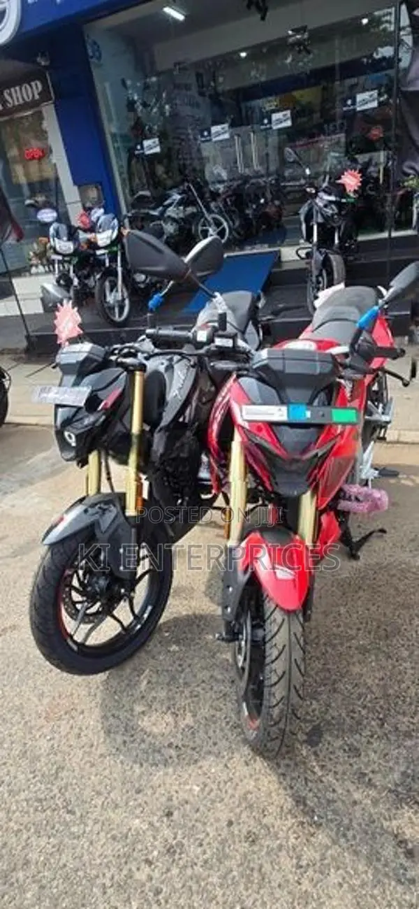 Bajaj Pulsar N160 Premium 2026
