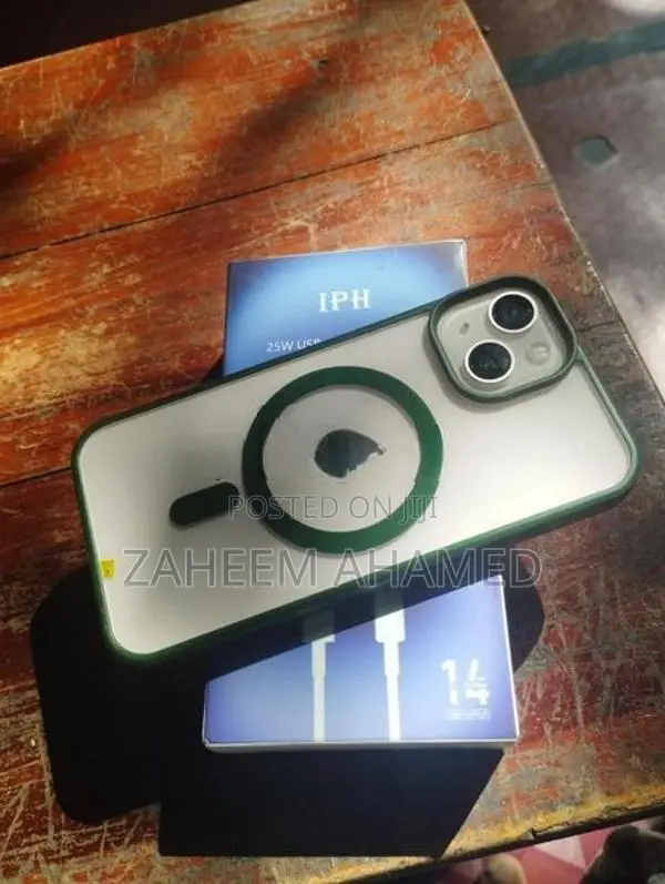 Apple iPhone 13 (Used)