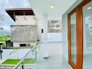 New Luxury House for Sale – Athurugiriya