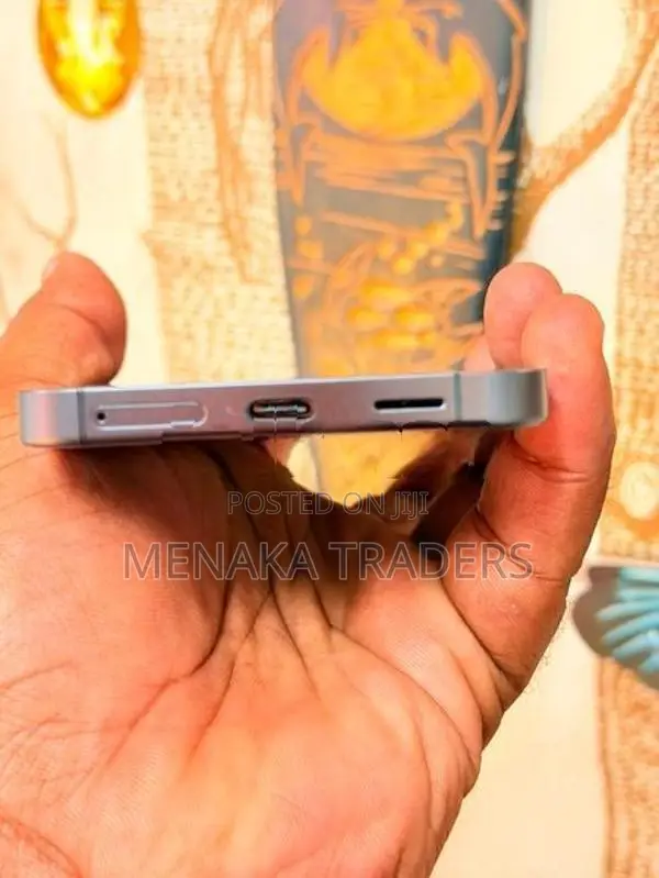 Samsung Galaxy S24 8GB 256GB (Used)