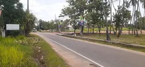 කුරුණෑගල නගරයට ළගින් ඉඩමක්