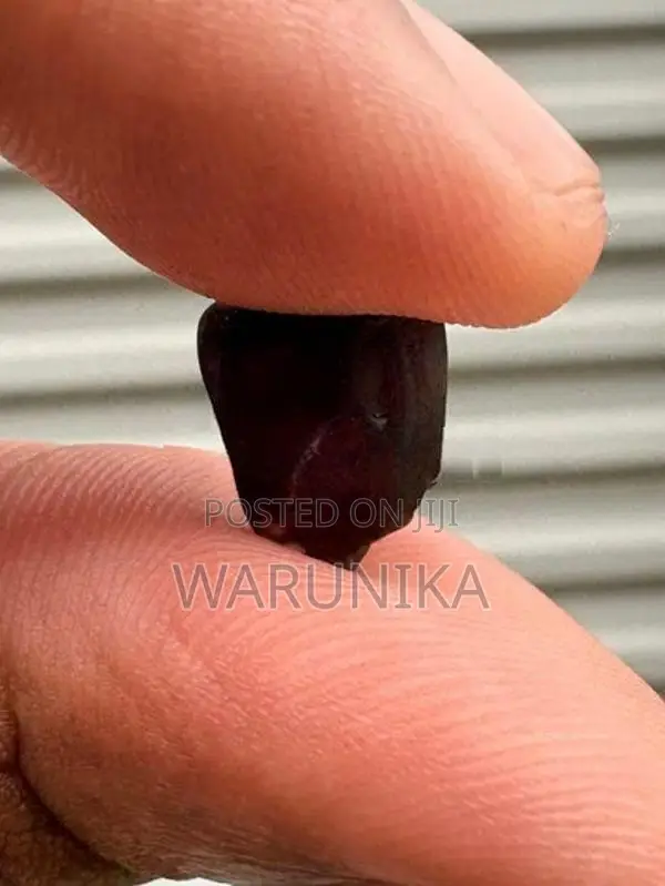 Red Spinel Stone