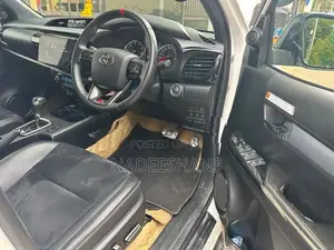 Toyota Hilux Gr Sports 2024