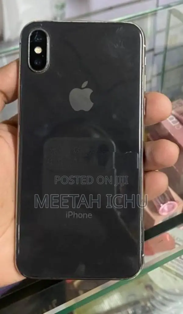 Apple iPhone X (Used)