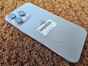 Apple iPhone 15 Pro Max 256GB (Used)