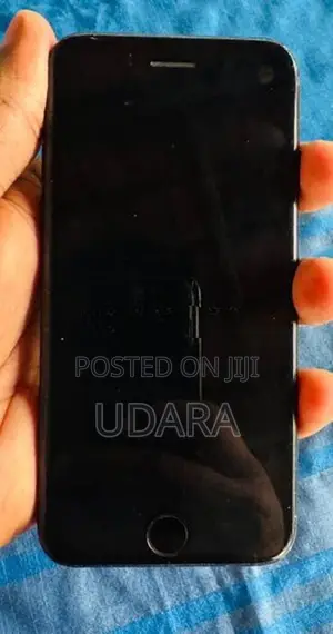 Apple iPhone 7 (Used)