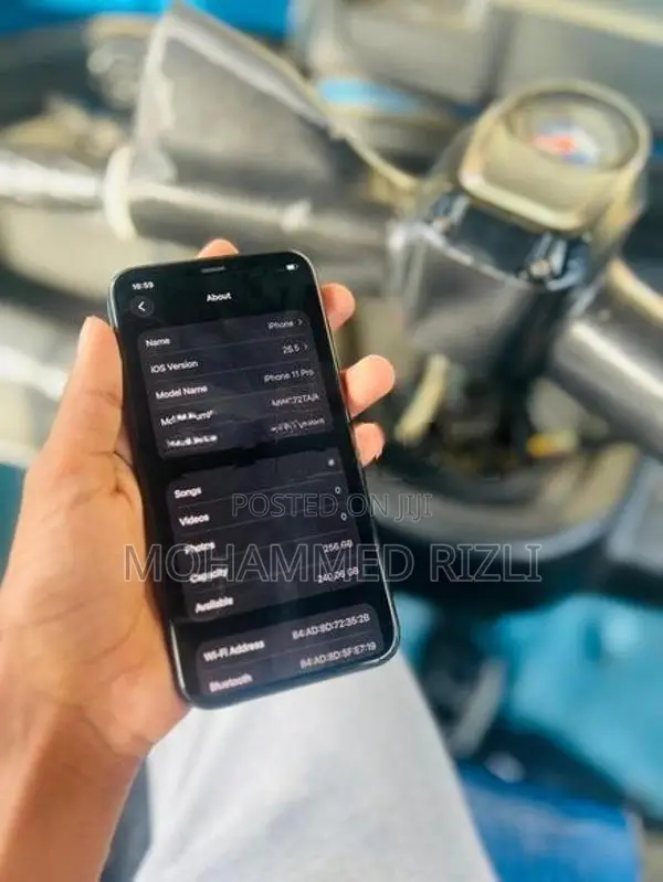 Apple iPhone 11 Pro 256GB (Used)