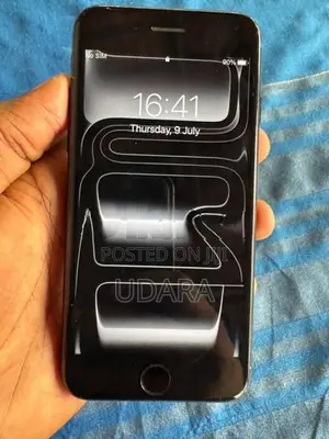 Apple iPhone 7 (Used)