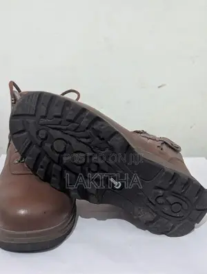 Champ Safety Boots CP-06)