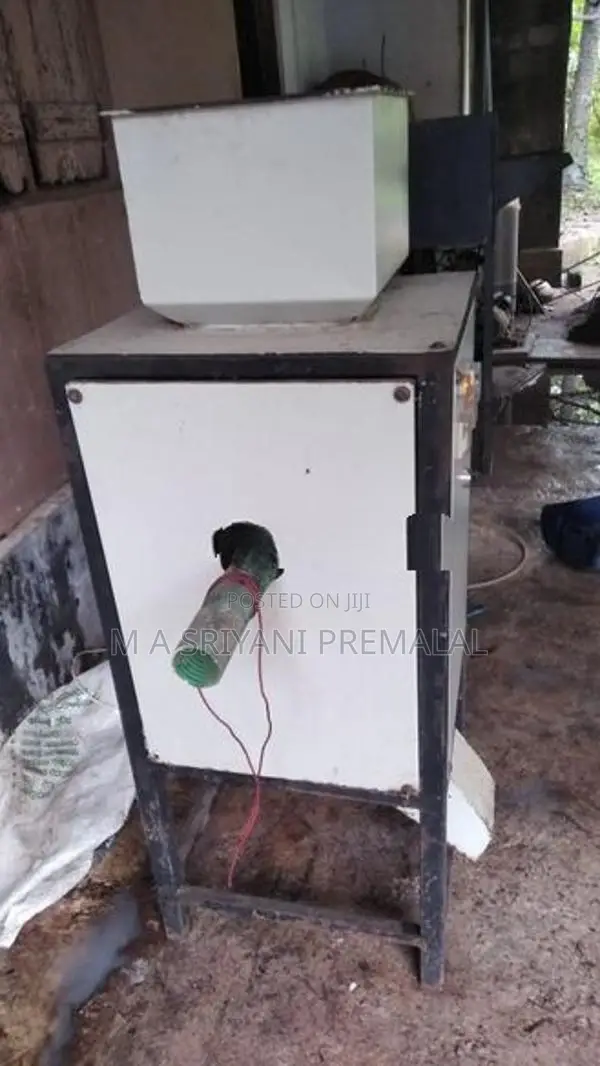 Cashew Clean Machine - කජු සුද්ද කරන මැෂිම