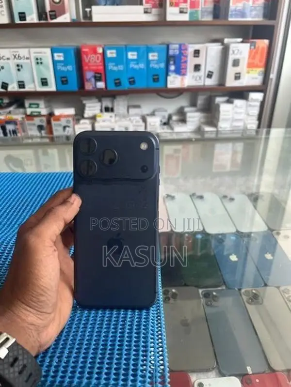 Apple iPhone 17 Pro Max 256GB (Used)