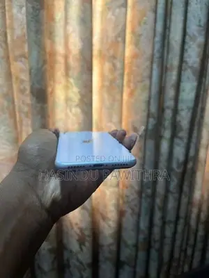 Apple iPhone 8 (Used)