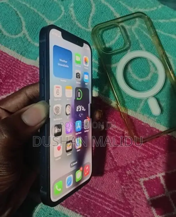 Apple iPhone 12 (Used)