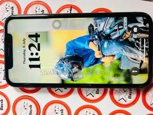 Apple iPhone XR (Used)