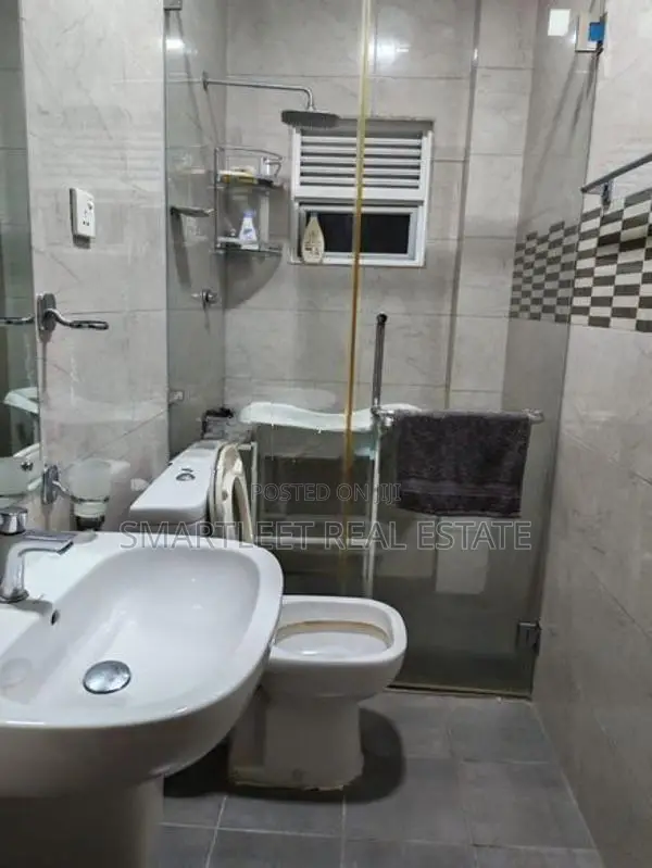 2 Bedrooms Apartment Hotel Road Mount Lavinia