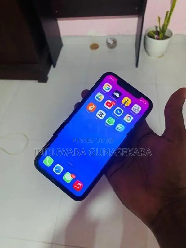 Apple iPhone 11 (Used)