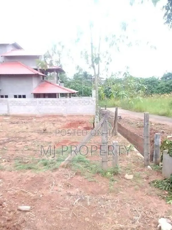 ( TS-1101) Valuable Residential Bare Land Sale in Godagama