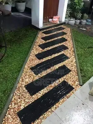 Malaysian Grass Laying