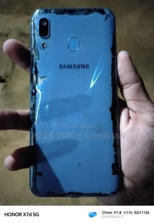 Samsung Galaxy A30 (Used)