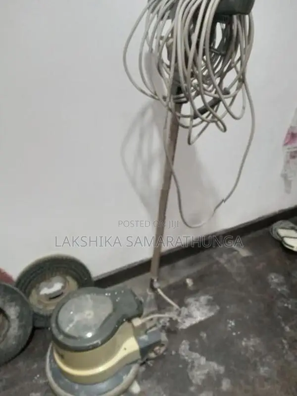 Floor Cleaning Machine