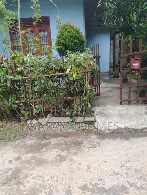 Prime Land with House for Sale Maharagama Town