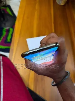 Apple iPhone X (Used)