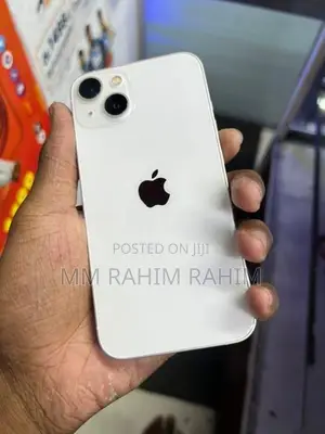 Apple iPhone 13 (Used)