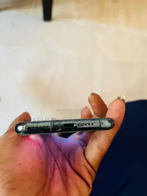Apple iPhone 11 Pro (Used)
