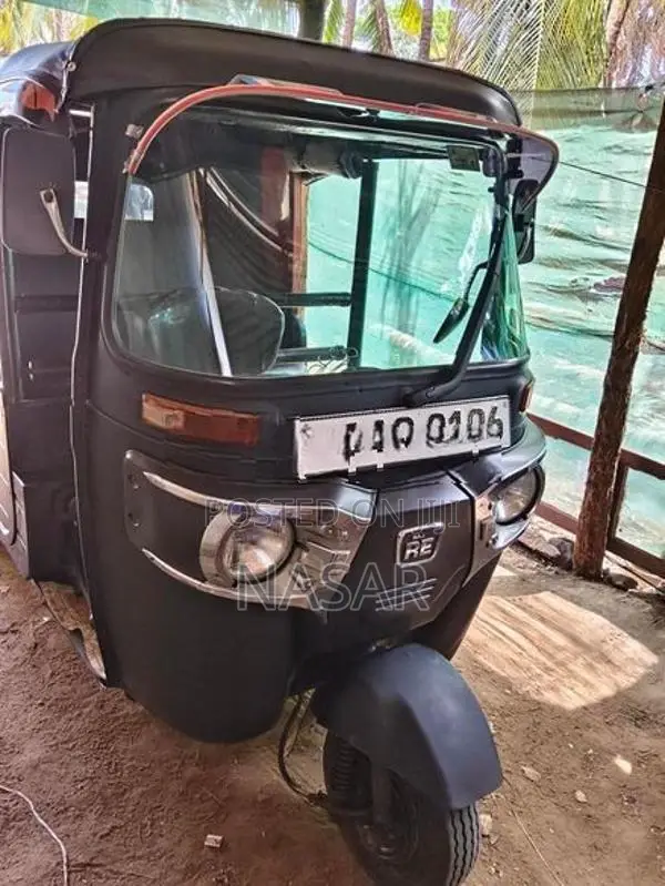 Bajaj RE 2014