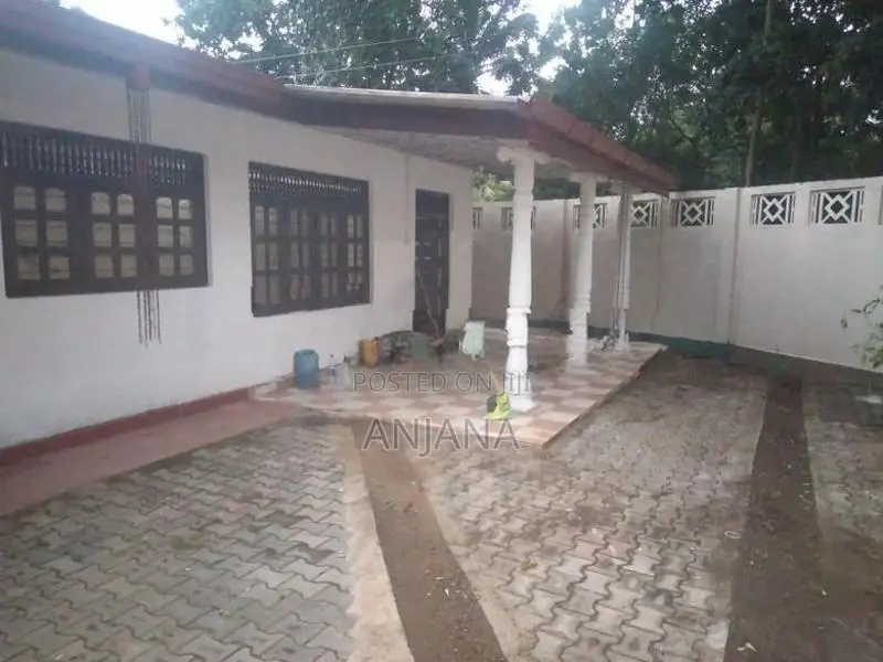 House with Land for Sale Jayasiripura, Anuradhapura New Town