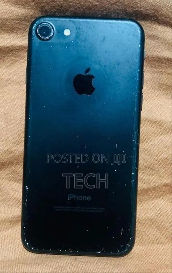 Apple iPhone 7 (Used)
