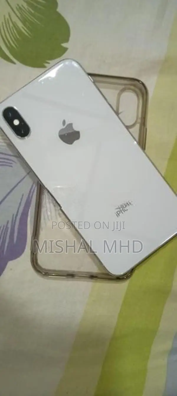 Apple iPhone X (Used)