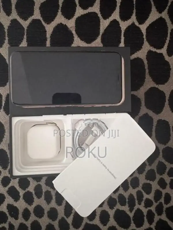 Apple iPhone 11 Pro 64GB (Used)