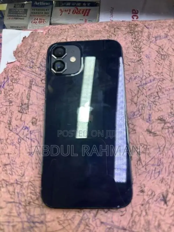 Apple iPhone 12 (Used)