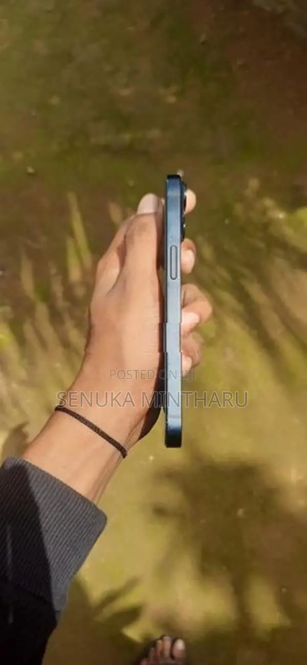 Apple iPhone 14 (Used)