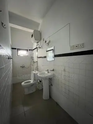 Spacious 5 Bedroom House for Rent at Havelock Town, Colombo 05