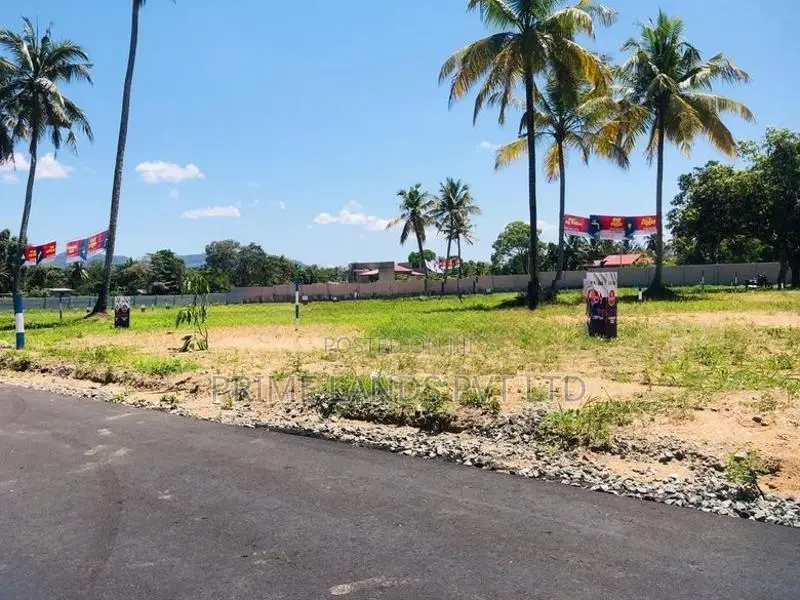 කුරුණෑගල මල්කඩුවාව ඉඩමක් විකිණීමට