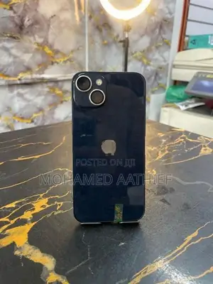 Apple iPhone 13 (Used)
