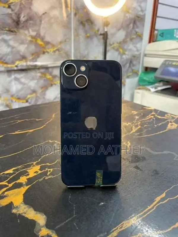 Apple iPhone 13 (Used)