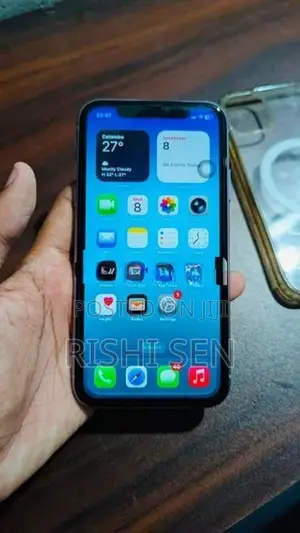 Apple iPhone 11 (Used)
