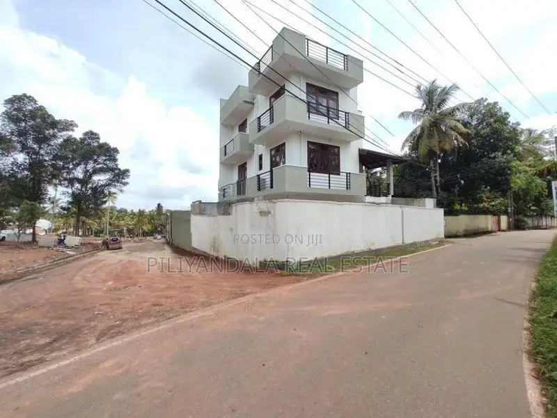 Bypass Road Close Kesbewa Town 3 Storey House for Sale