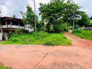 10.1 Perches Square-Shaped Flat Land Sudarshana Mawatha