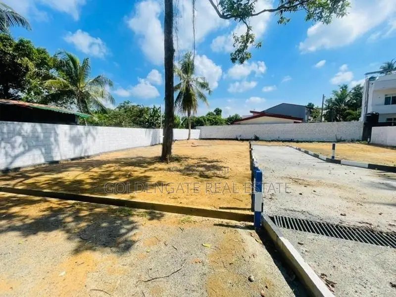 Valuable Land for Sale Walisara