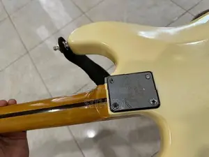 Guitar Fender Stratocaster California Series (Corona, California).