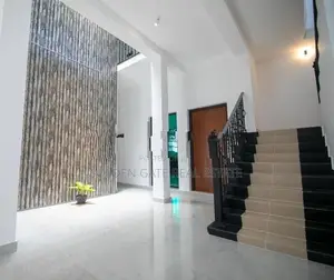 Kadawatha 9th Mile Post Two Storey Elegant House for Sale