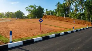 හොදම බිම් කොටසක කලුතරින්
